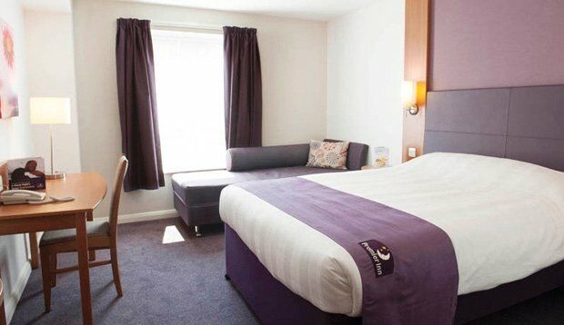 Premier Inn Epsom Central Dış mekan fotoğraf